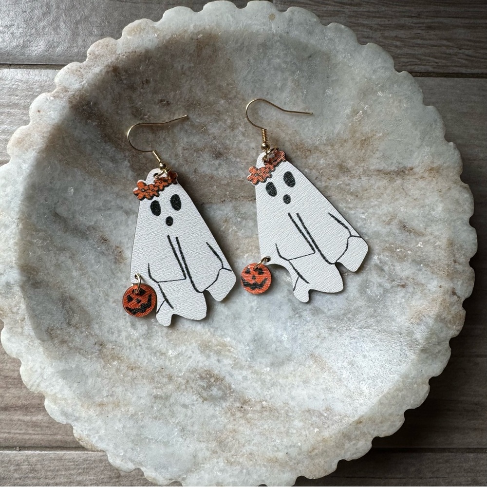 Ghost Wooden Halloween Floral Spooky Earrings NWT